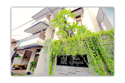 Laundry Dekat Hotel Rumah Kandjani By Makati: Karena Baju Wangi = Liburan Happy